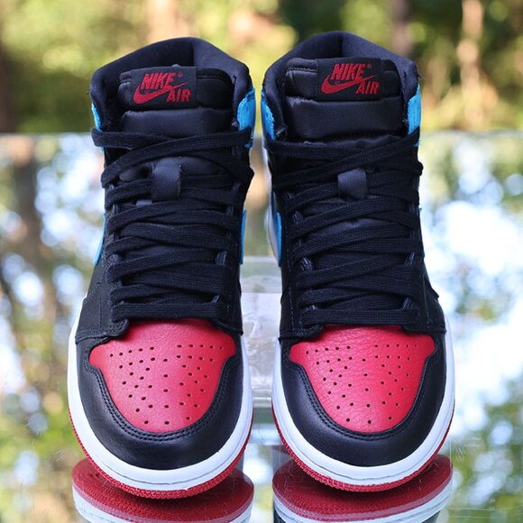 Jordan 1 Retro High OG UNC to Chicago - Picture 9 of 11